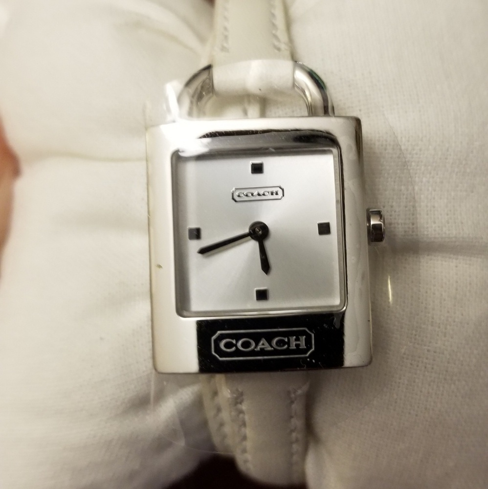 Genuine Coach leather twisted band watch